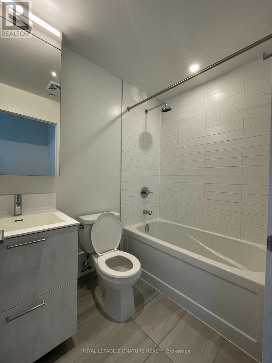 1601 - 40 Lagerfeld Drive, Brampton (Northwest Brampton), Ontario  L7A 5L5 - Photo 7 - W12880594