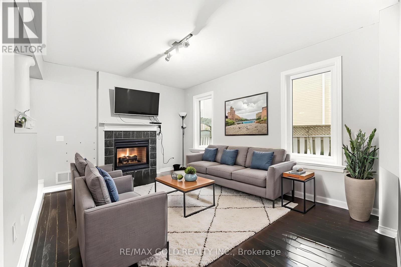 2441 Capilano Crescent, Oakville, Ontario  L6H 6L3 - Photo 10 - W12880596