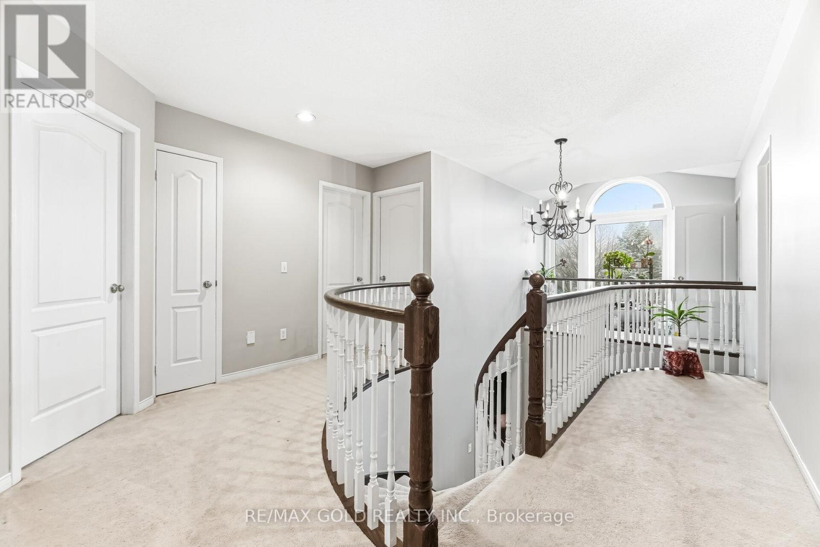 2441 Capilano Crescent, Oakville, Ontario  L6H 6L3 - Photo 19 - W12880596