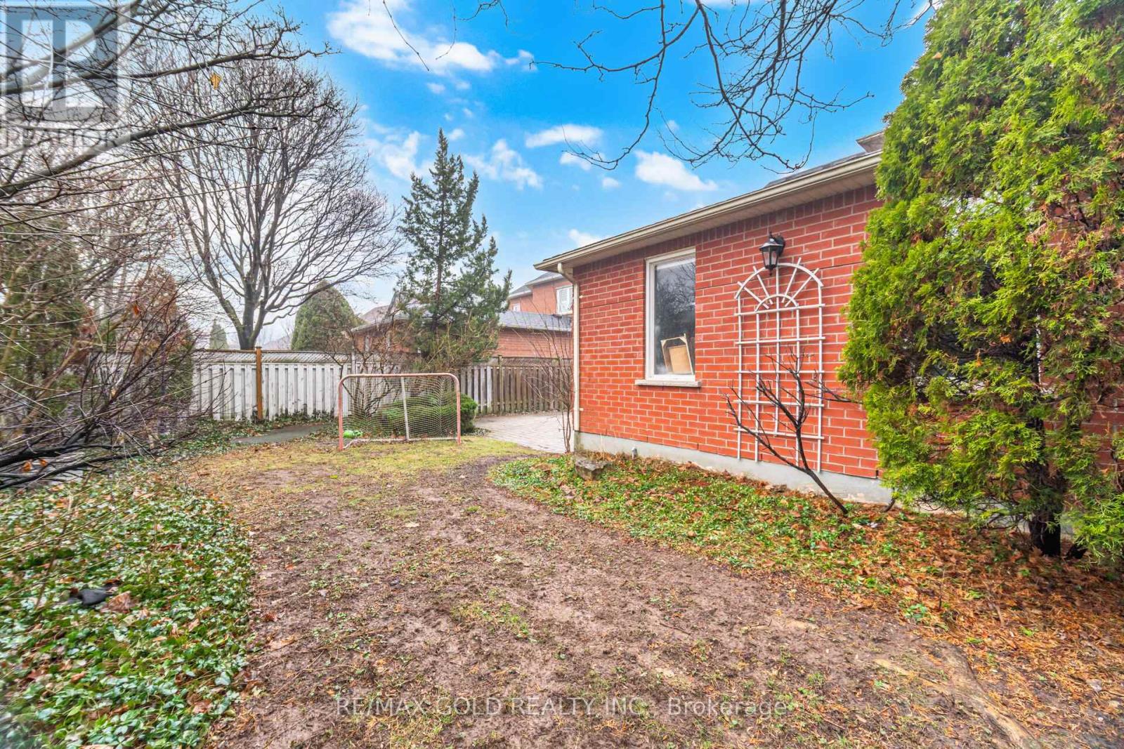 2441 Capilano Crescent, Oakville, Ontario  L6H 6L3 - Photo 49 - W12880596