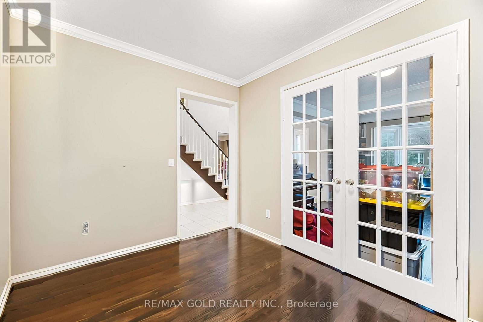 2441 Capilano Crescent, Oakville, Ontario  L6H 6L3 - Photo 8 - W12880596