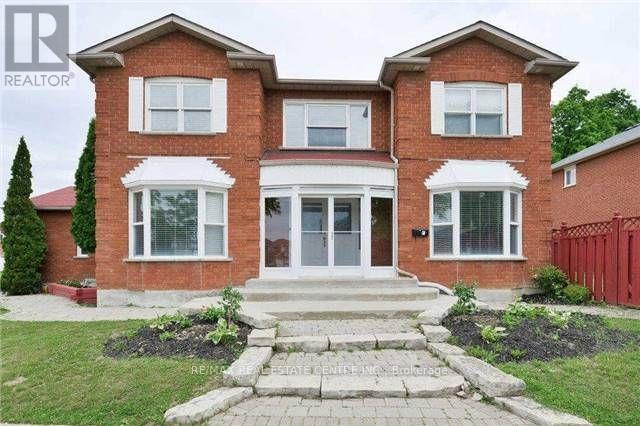 36 WOODBURY COURT, Brampton, Ontario