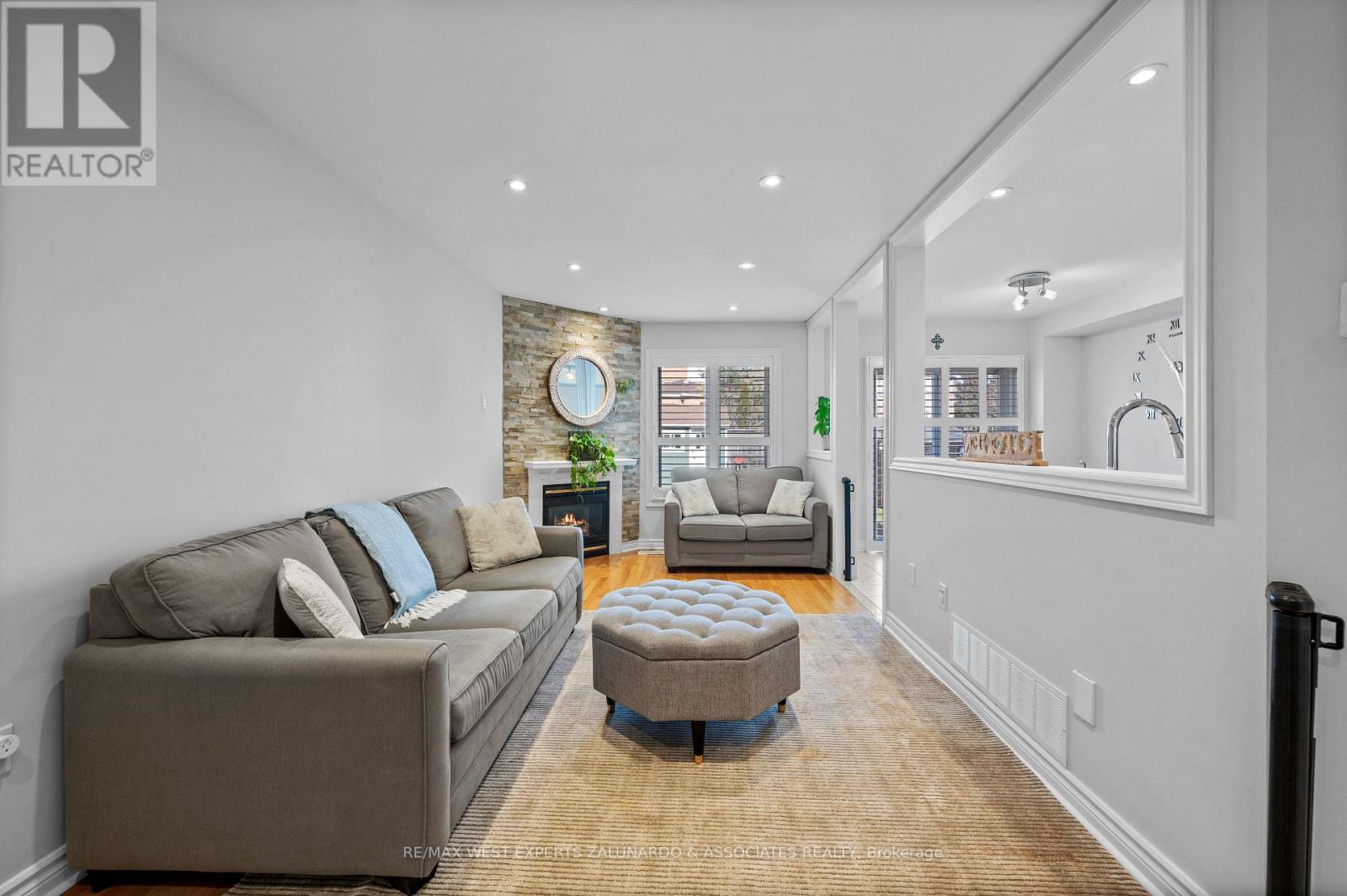 24 Manorwood Court, Caledon (Bolton North), Ontario  L7E 2S9 - Photo 16 - W12880632