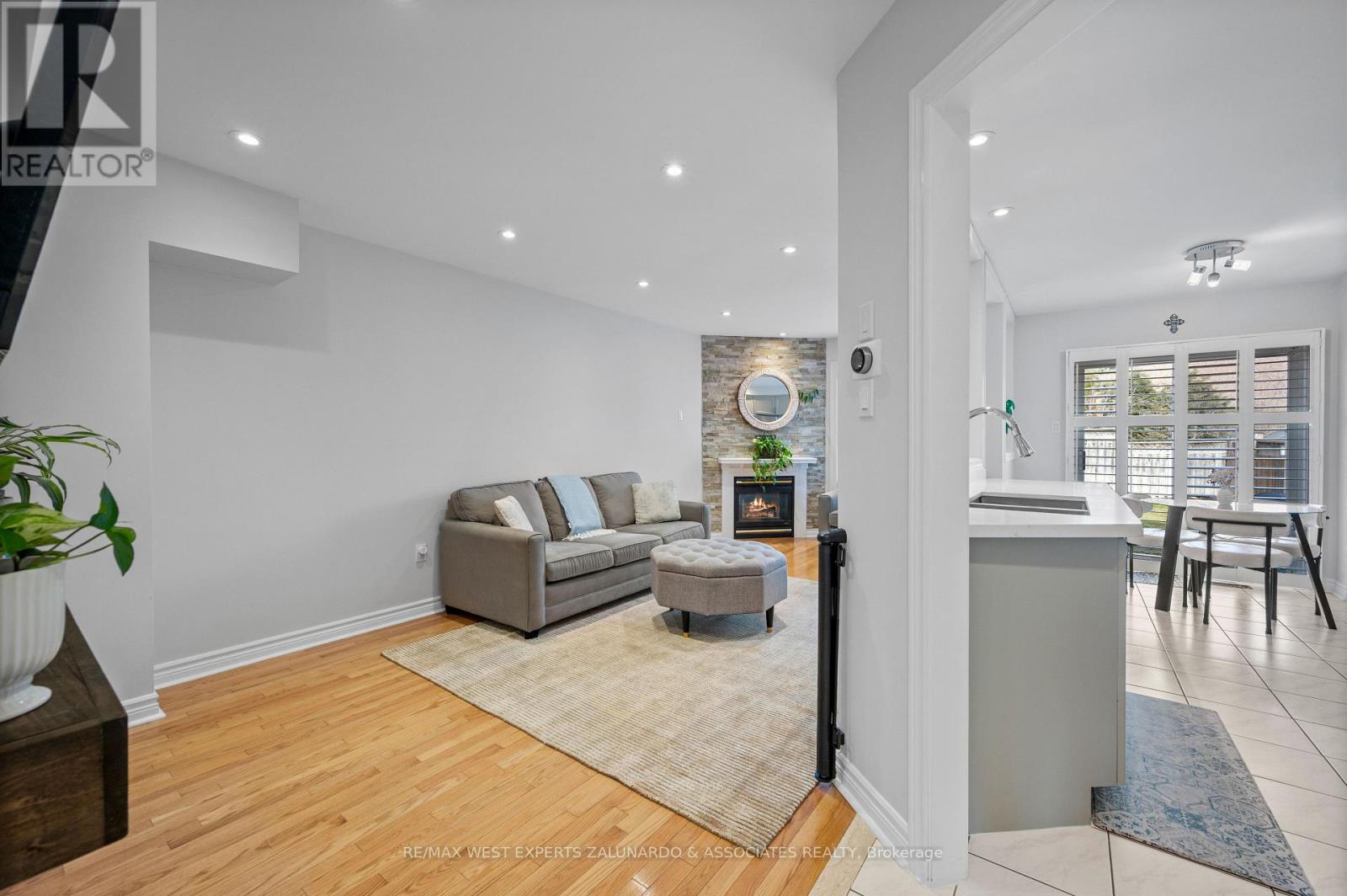 24 Manorwood Court, Caledon (Bolton North), Ontario  L7E 2S9 - Photo 18 - W12880632