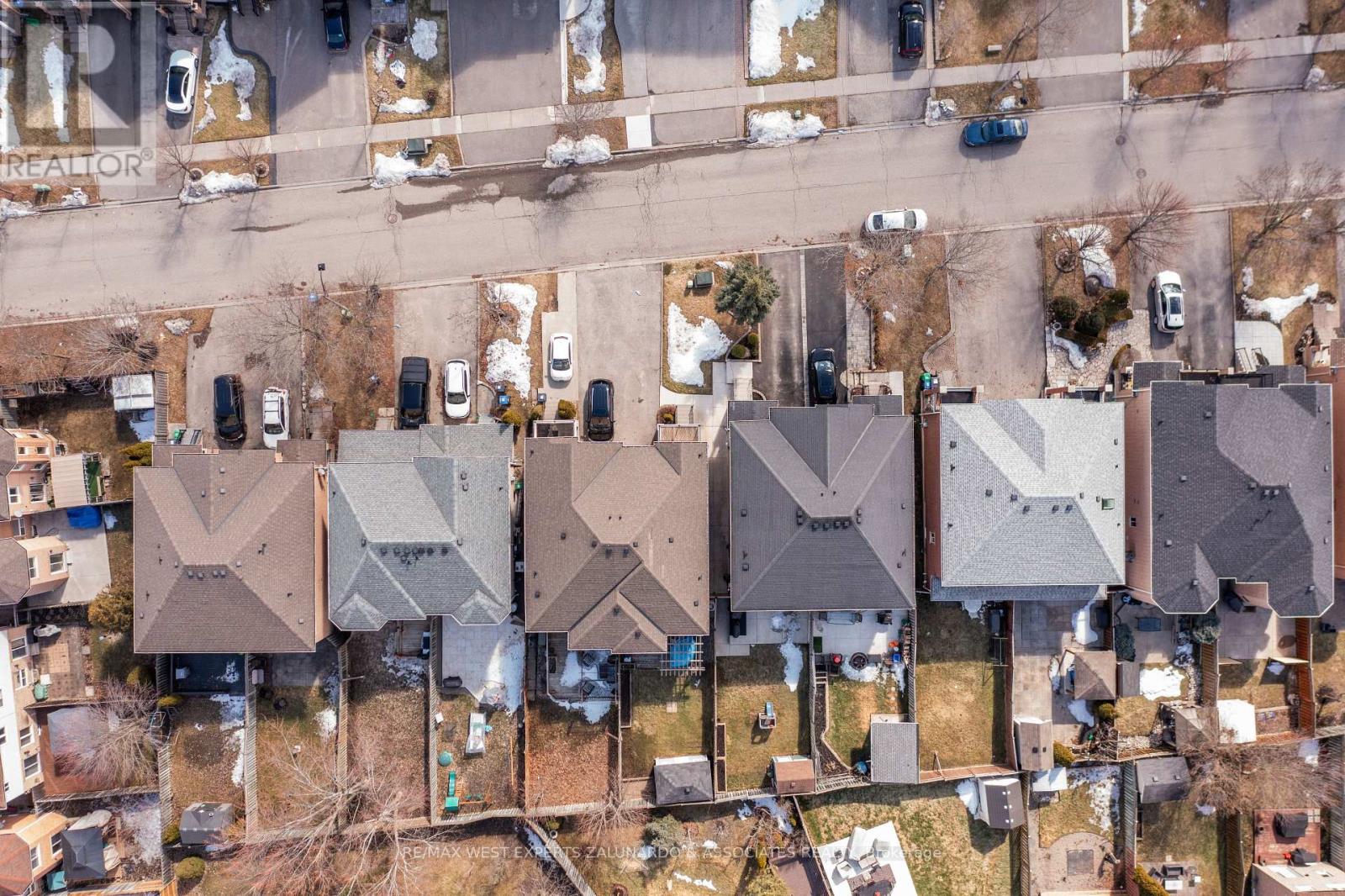 24 Manorwood Court, Caledon (Bolton North), Ontario  L7E 2S9 - Photo 45 - W12880632