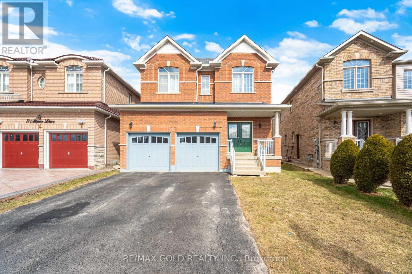 5 ATTMAR DRIVE, Brampton, Ontario
