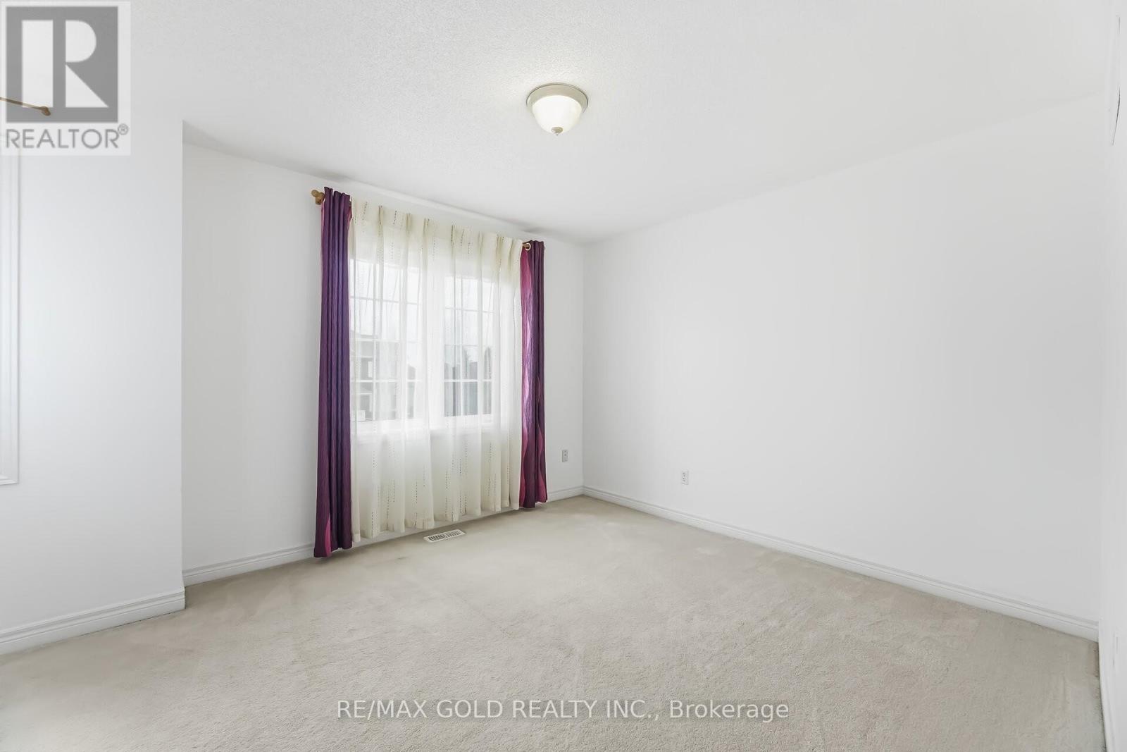 5 Attmar Drive, Brampton, Ontario  L6P 2R4 - Photo 13 - W12880656