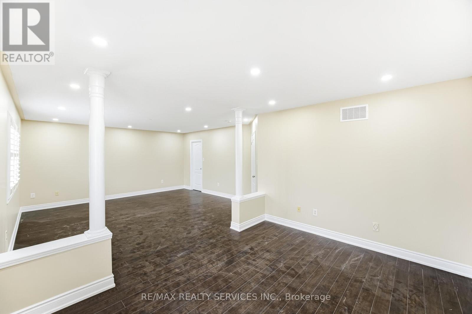 248 Edenbrook Hill Drive, Brampton (Fletcher's Meadow), Ontario  L7A 2W6 - Photo 34 - W12880666