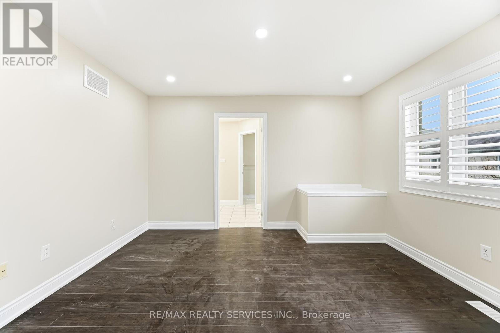 248 Edenbrook Hill Drive, Brampton (Fletcher's Meadow), Ontario  L7A 2W6 - Photo 35 - W12880666