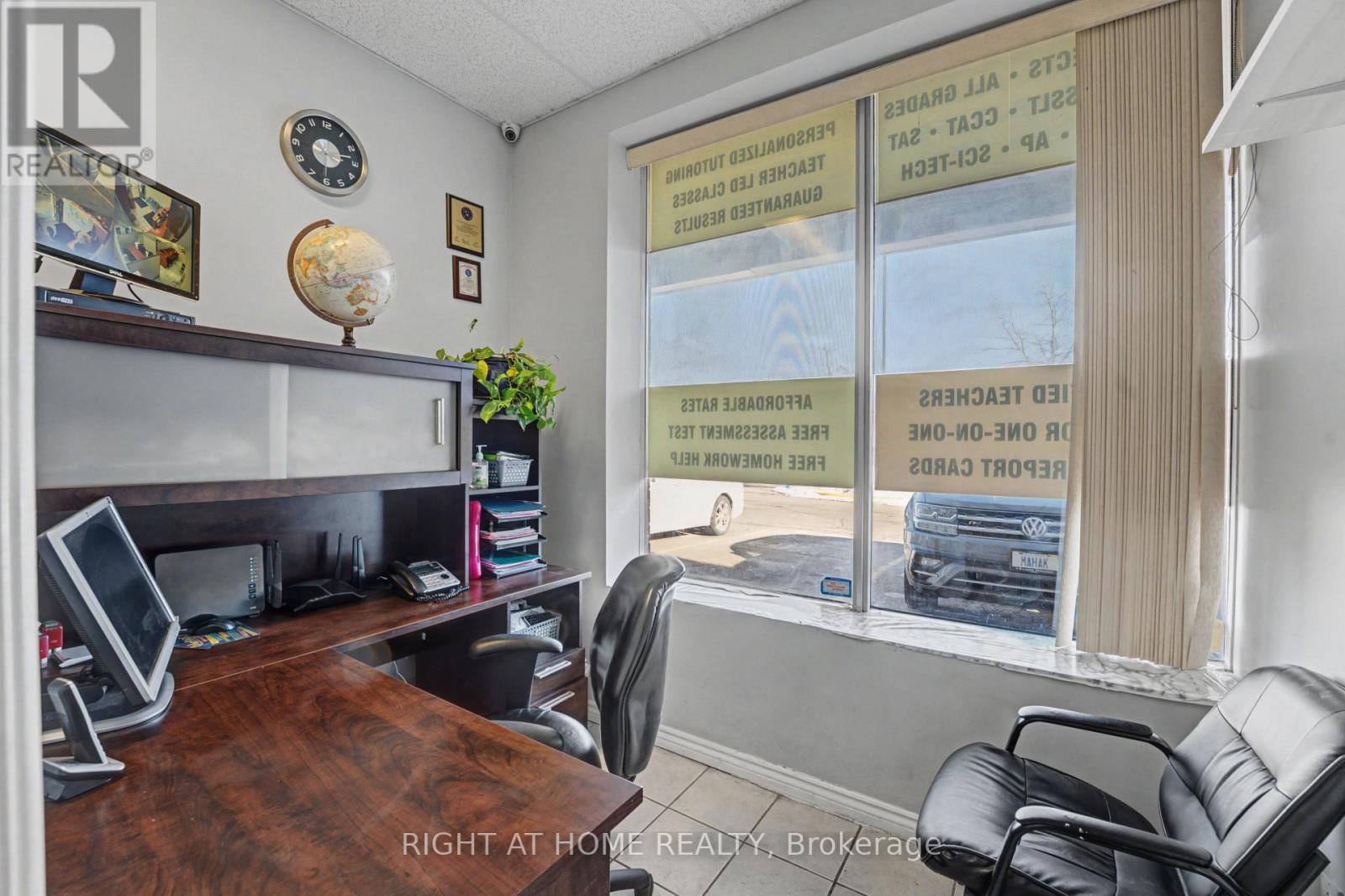 13 - 3899 Trelawny Circle, Mississauga, Ontario  L5N 6S3 - Photo 10 - W12880668