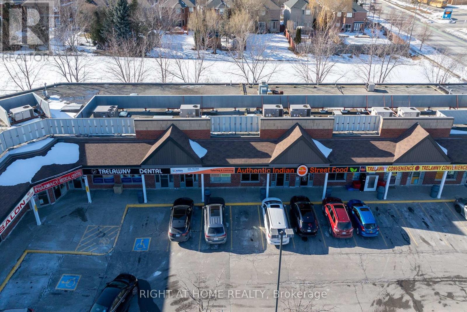 13 - 3899 Trelawny Circle, Mississauga, Ontario  L5N 6S3 - Photo 3 - W12880668