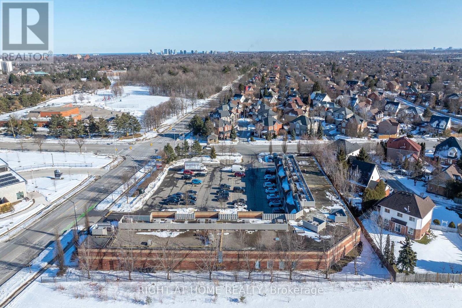 13 - 3899 Trelawny Circle, Mississauga, Ontario  L5N 6S3 - Photo 6 - W12880668