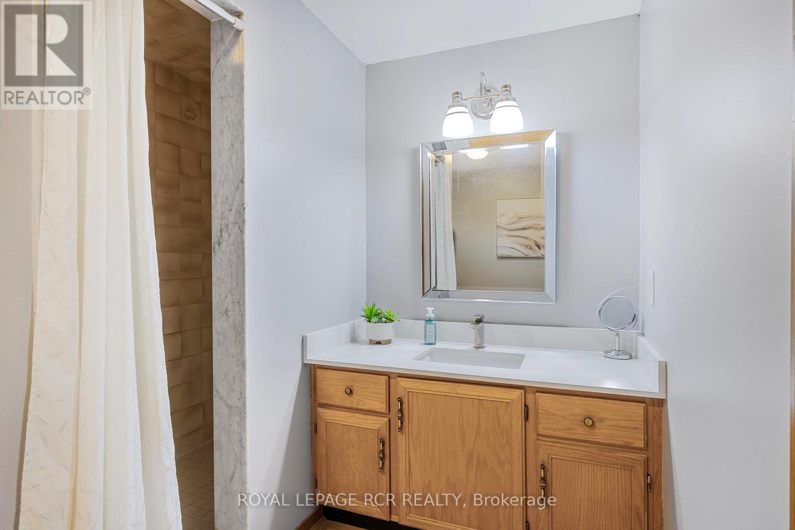 39 Passmore Avenue, Orangeville, Ontario  L9W 4K4 - Photo 19 - W12880674