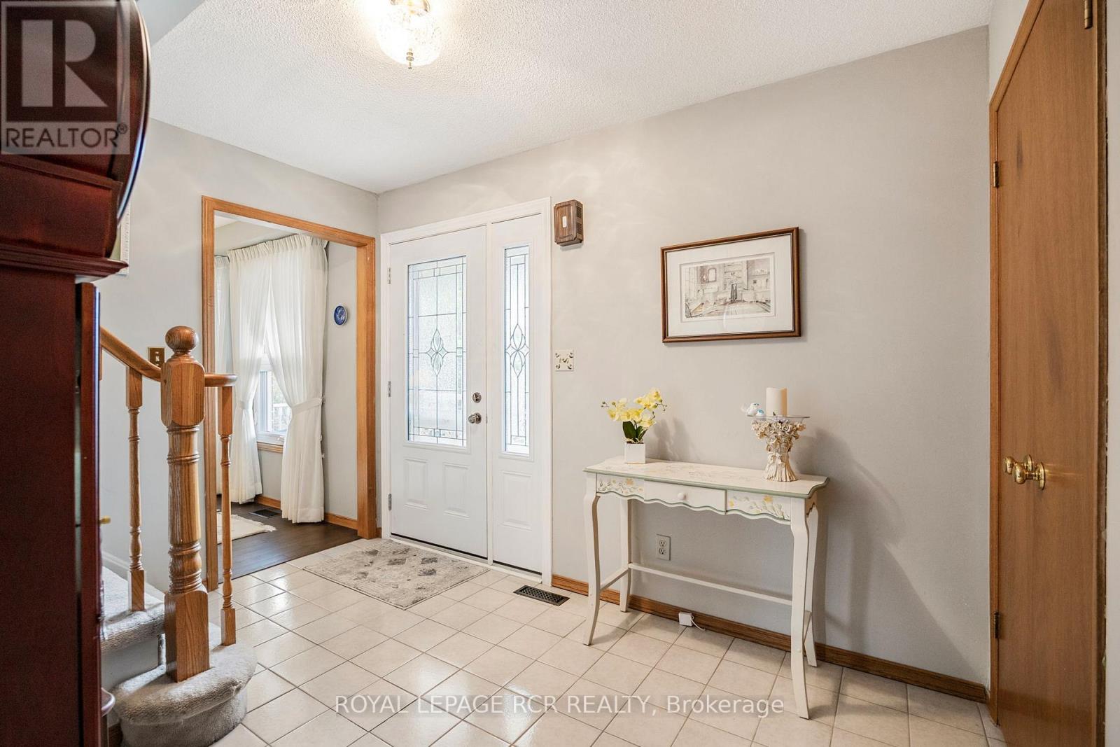 39 Passmore Avenue, Orangeville, Ontario  L9W 4K4 - Photo 5 - W12880674