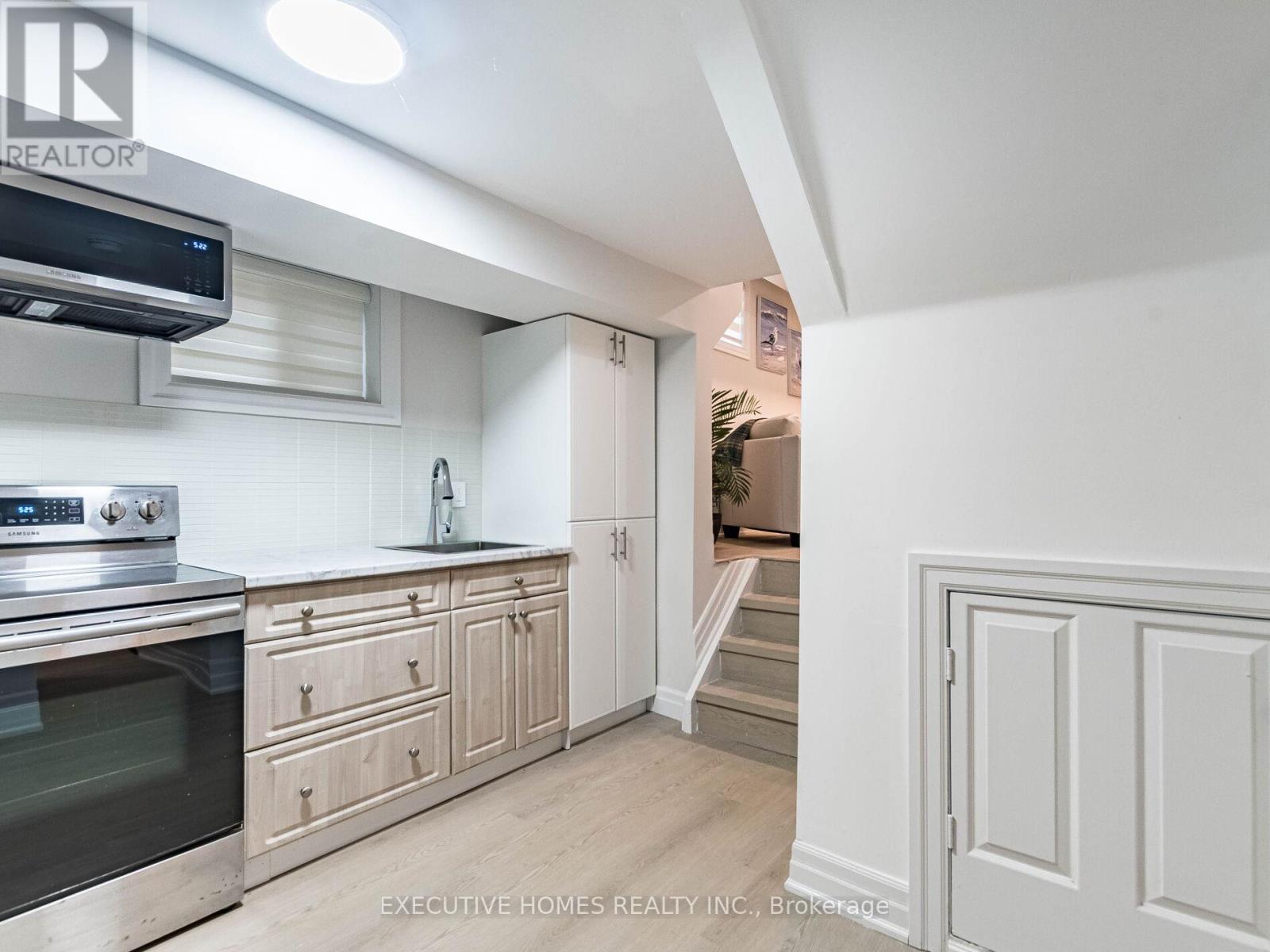 Basement - 2685 Windjammer (Basement) Road, Mississauga (Erin Mills), Ontario  L5L 1T3 - Photo 12 - W12880676