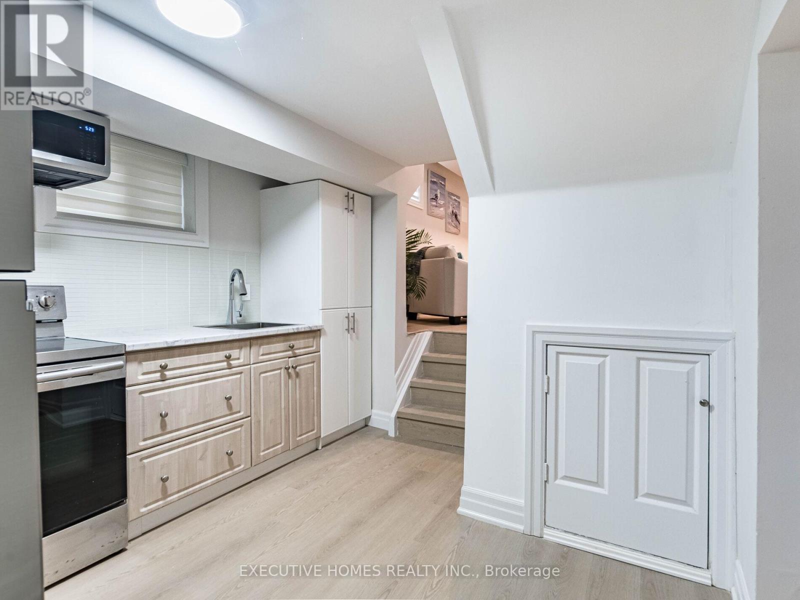 Basement - 2685 Windjammer (Basement) Road, Mississauga (Erin Mills), Ontario  L5L 1T3 - Photo 14 - W12880676