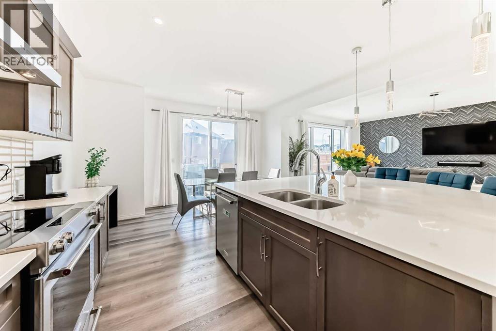 73 Carrington Circle Nw, Calgary, Alberta  T3P 0Y4 - Photo 6 - A2280210