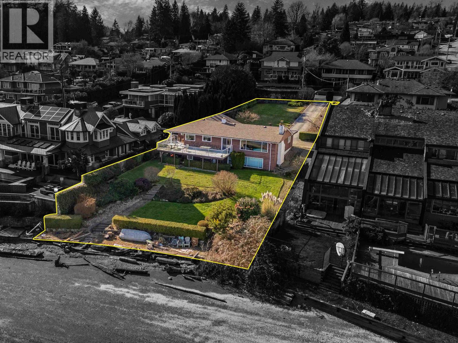 450 Beachview Drive, North Vancouver, British Columbia  V7G 1P7 - Photo 5 - R3095122