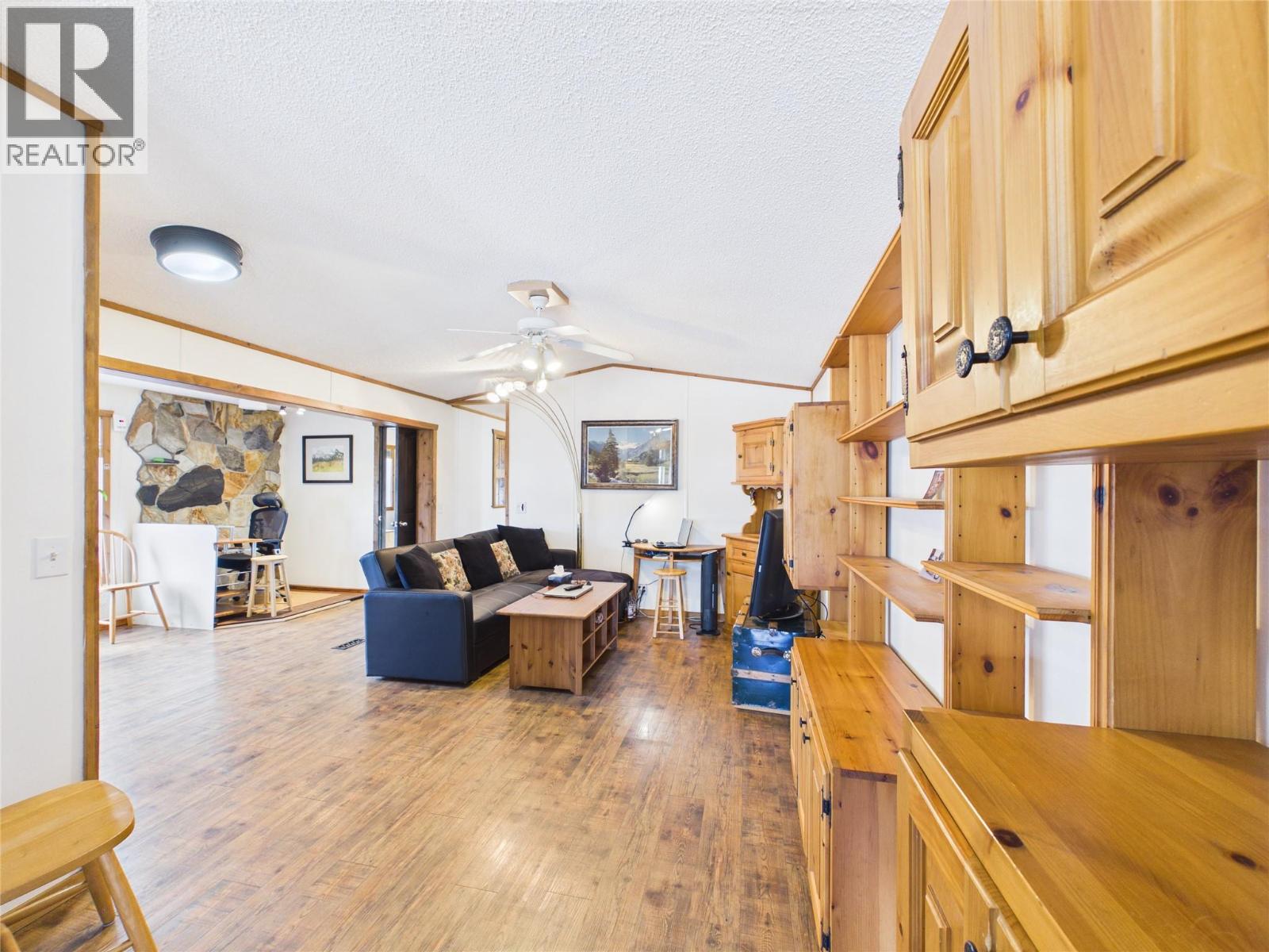 257 Mission Crescent, Cranbrook, British Columbia V1C 6P7 - Photo 7 - 10379253