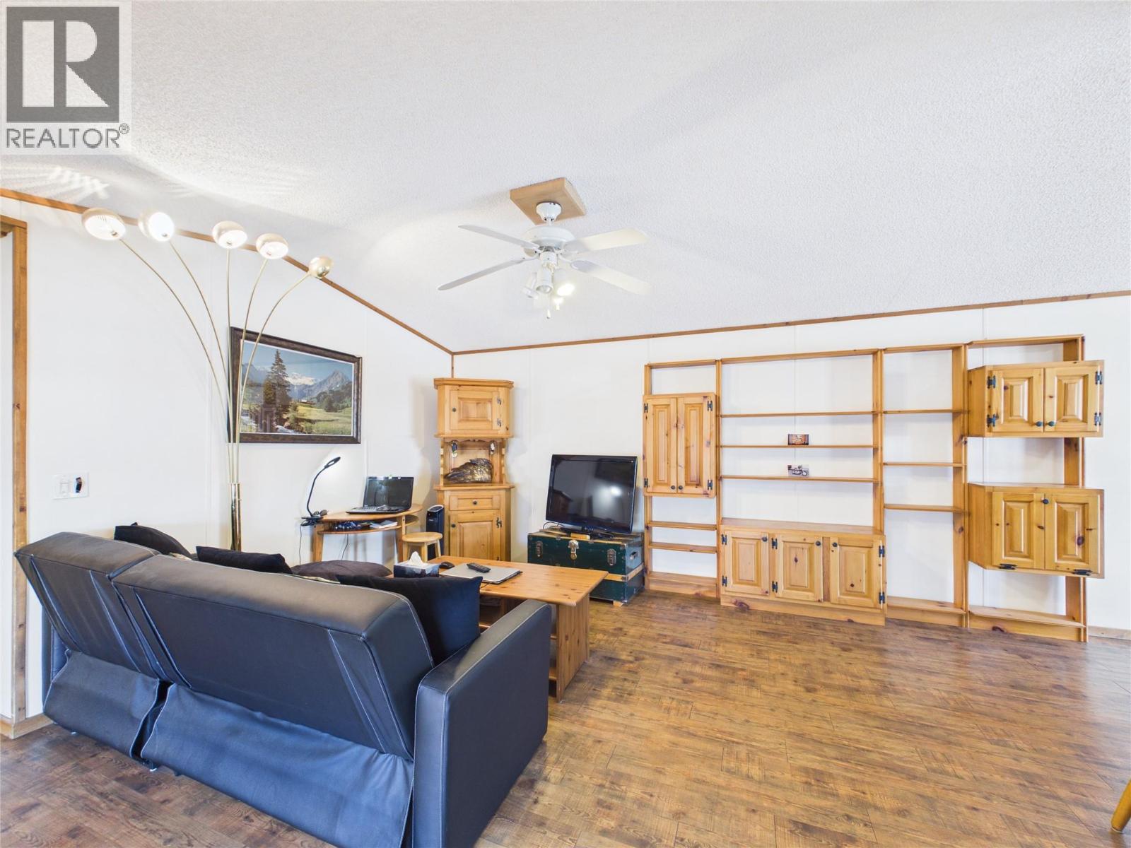 257 Mission Crescent, Cranbrook, British Columbia V1C 6P7 - Photo 8 - 10379253