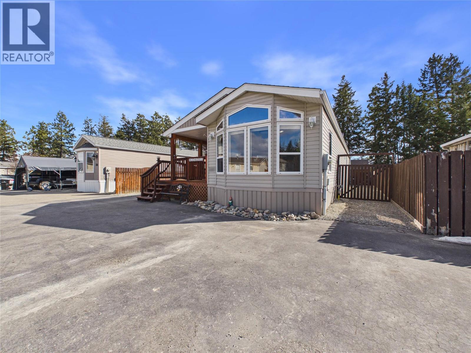 257 Mission Crescent, Cranbrook, British Columbia V1C 6P7 - Photo 2 - 10379253