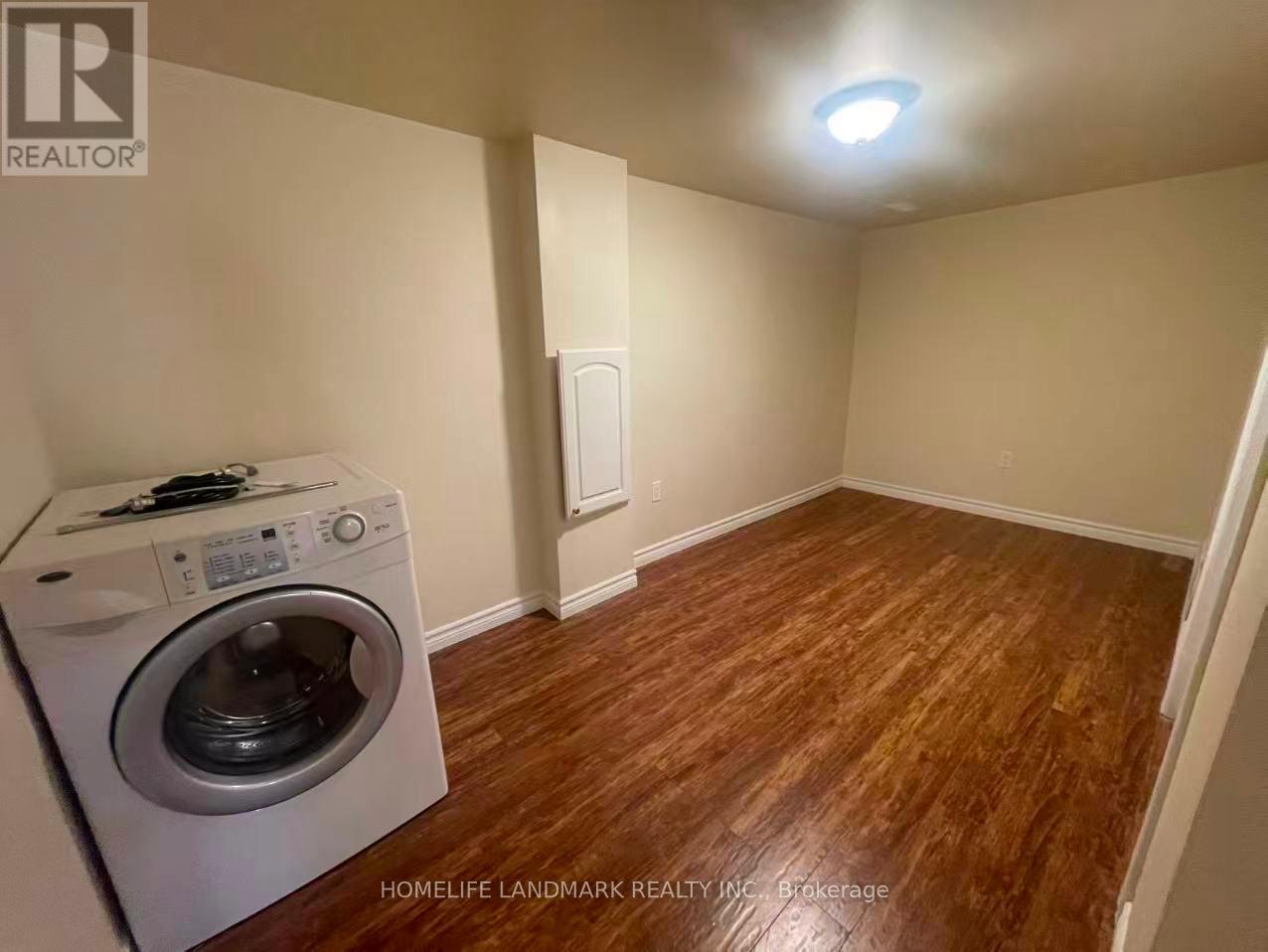 8 Richard Street, St. Catharines (Glendale/glenridge), Ontario  L2T 2E2 - Photo 27 - X12880460