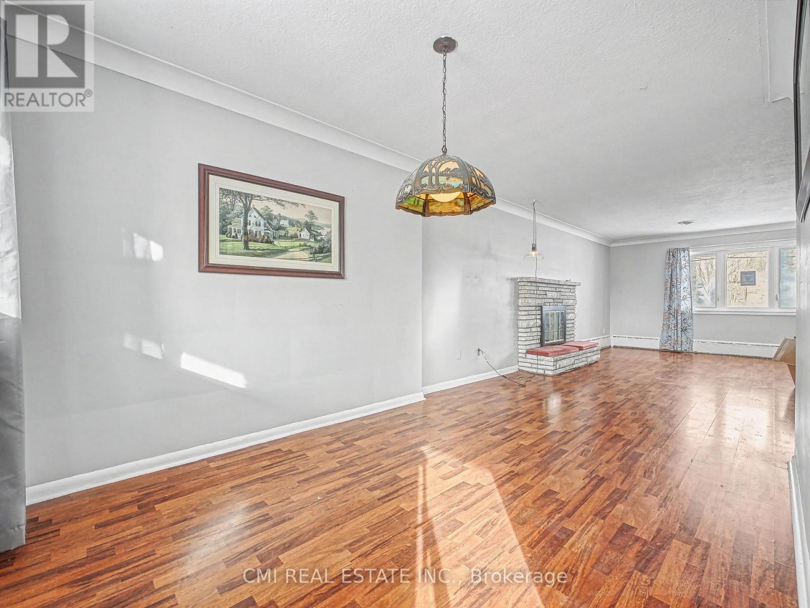 877 Killaly Street E, Port Colborne (Sherkston), Ontario  L3K 5V3 - Photo 12 - X12880490