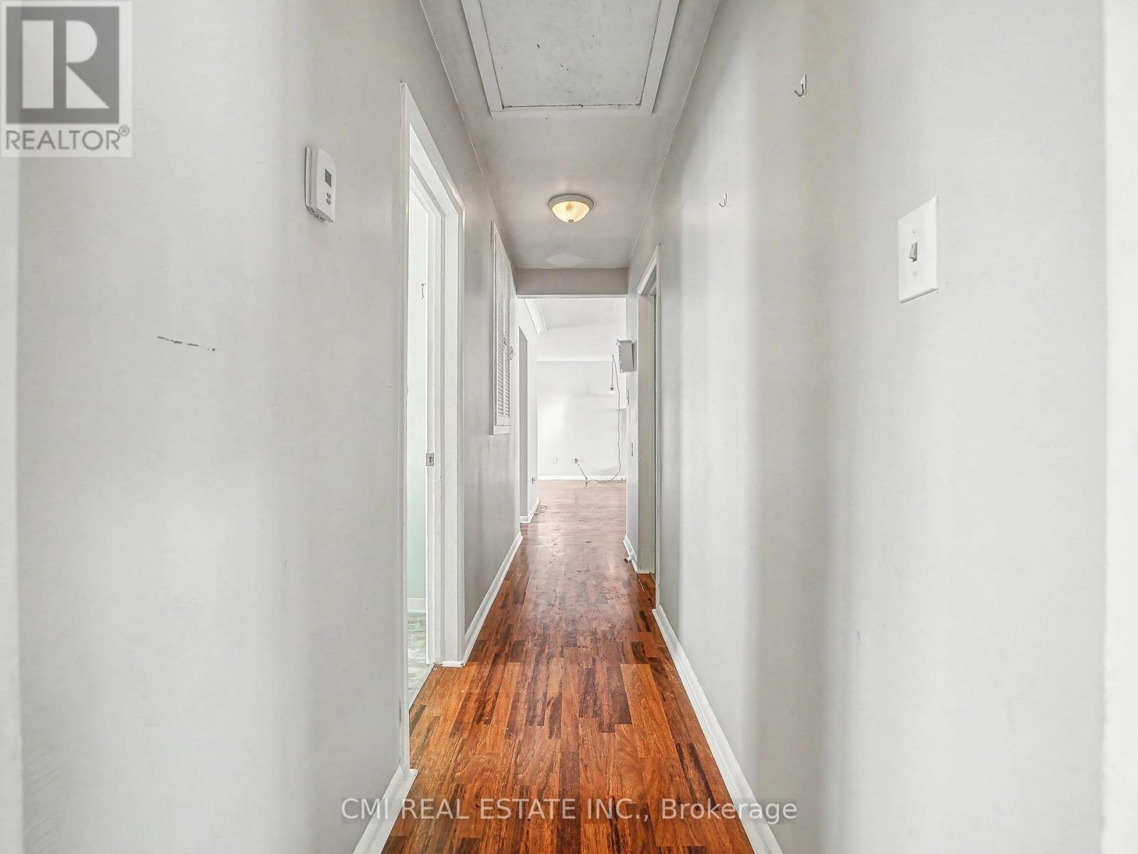 877 Killaly Street E, Port Colborne (Sherkston), Ontario  L3K 5V3 - Photo 17 - X12880490