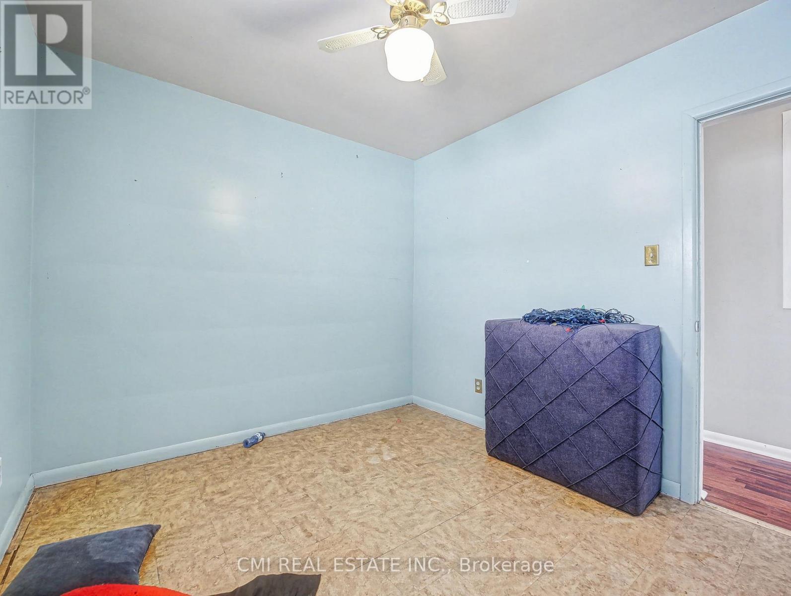 877 Killaly Street E, Port Colborne (Sherkston), Ontario  L3K 5V3 - Photo 19 - X12880490