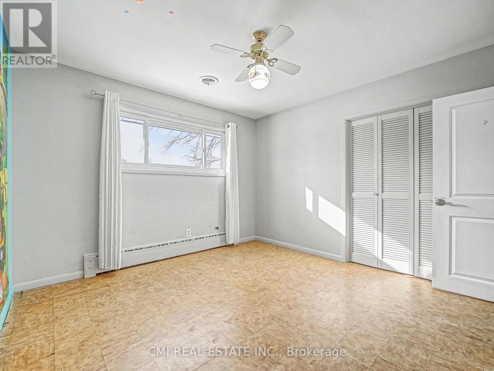 877 Killaly Street E, Port Colborne (Sherkston), Ontario  L3K 5V3 - Photo 27 - X12880490