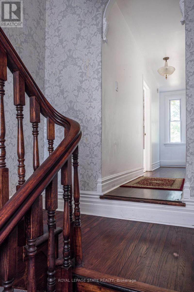 122 East Avenue S, Hamilton (Stinson), Ontario  L8N 2T7 - Photo 24 - X12880496