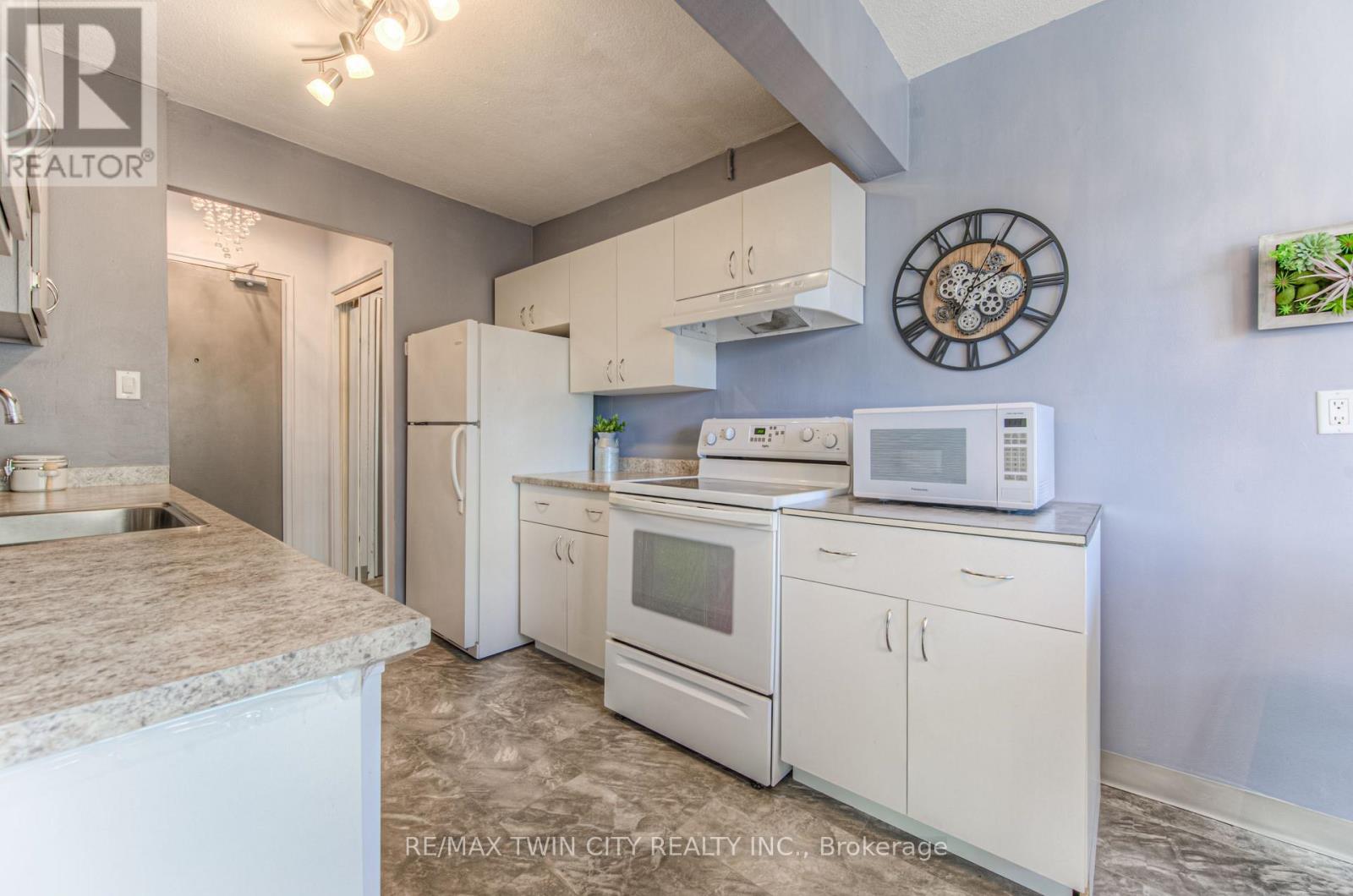 201 - 283 Fairway Road N, Kitchener, Ontario  N2A 2P1 - Photo 16 - X12880520