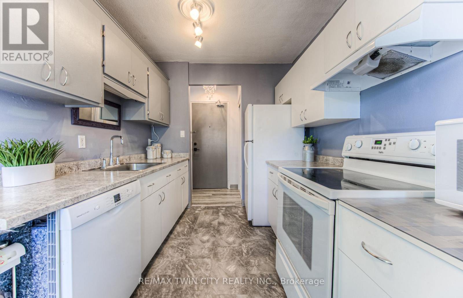 201 - 283 Fairway Road N, Kitchener, Ontario  N2A 2P1 - Photo 17 - X12880520