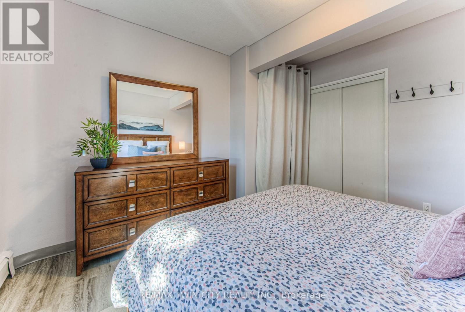 201 - 283 Fairway Road N, Kitchener, Ontario  N2A 2P1 - Photo 29 - X12880520