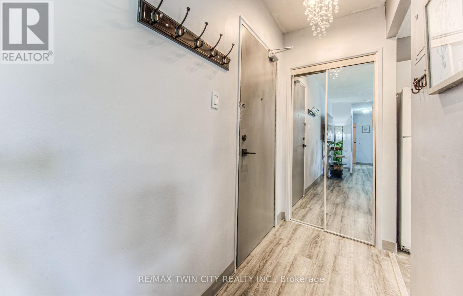 201 - 283 Fairway Road N, Kitchener, Ontario  N2A 2P1 - Photo 30 - X12880520