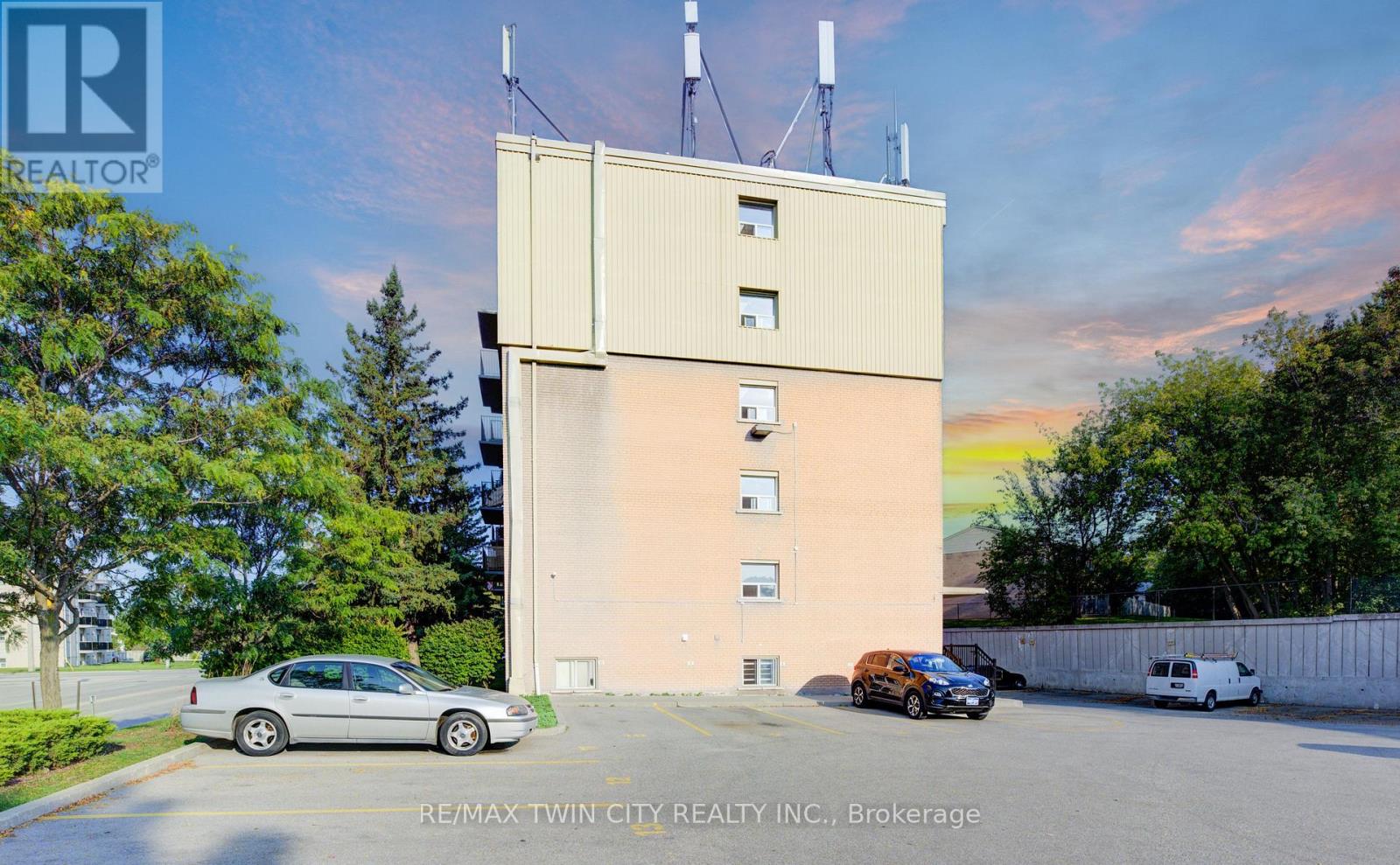 201 - 283 Fairway Road N, Kitchener, Ontario  N2A 2P1 - Photo 34 - X12880520