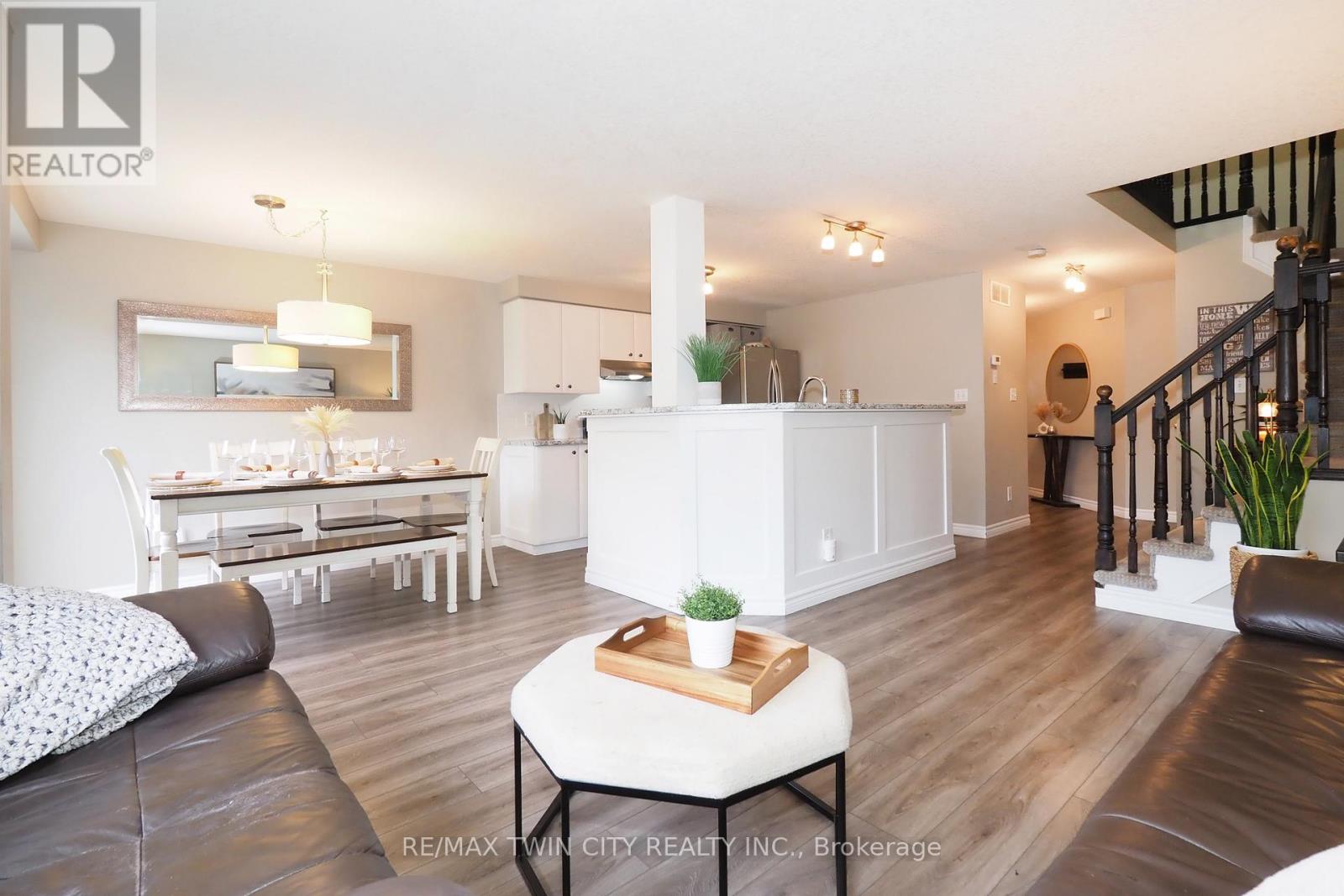 55 Bridlewreath Street, Kitchener, Ontario  N2E 3V5 - Photo 10 - X12880550