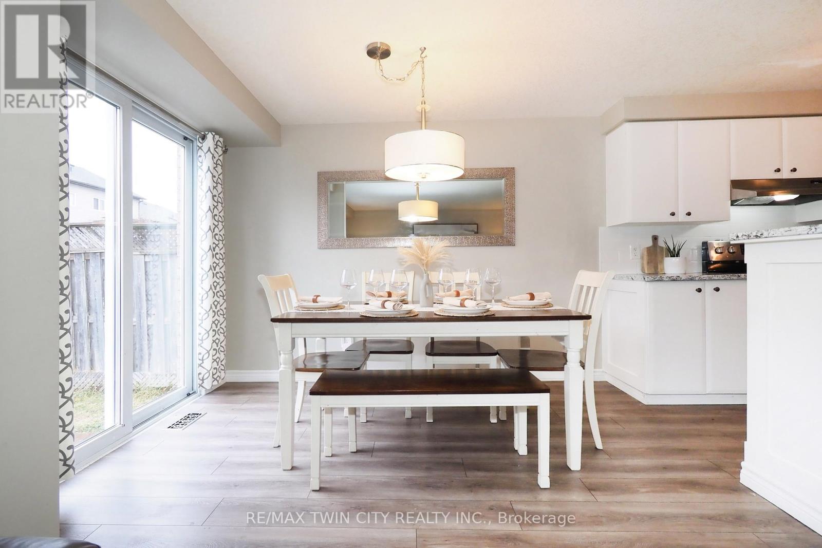 55 Bridlewreath Street, Kitchener, Ontario  N2E 3V5 - Photo 12 - X12880550