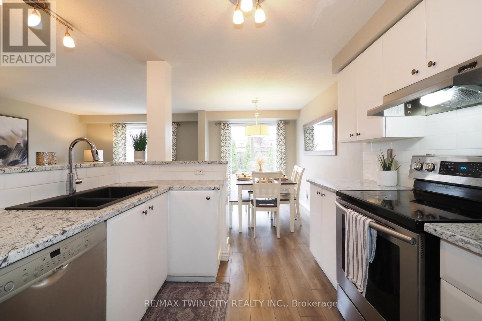 55 Bridlewreath Street, Kitchener, Ontario  N2E 3V5 - Photo 18 - X12880550