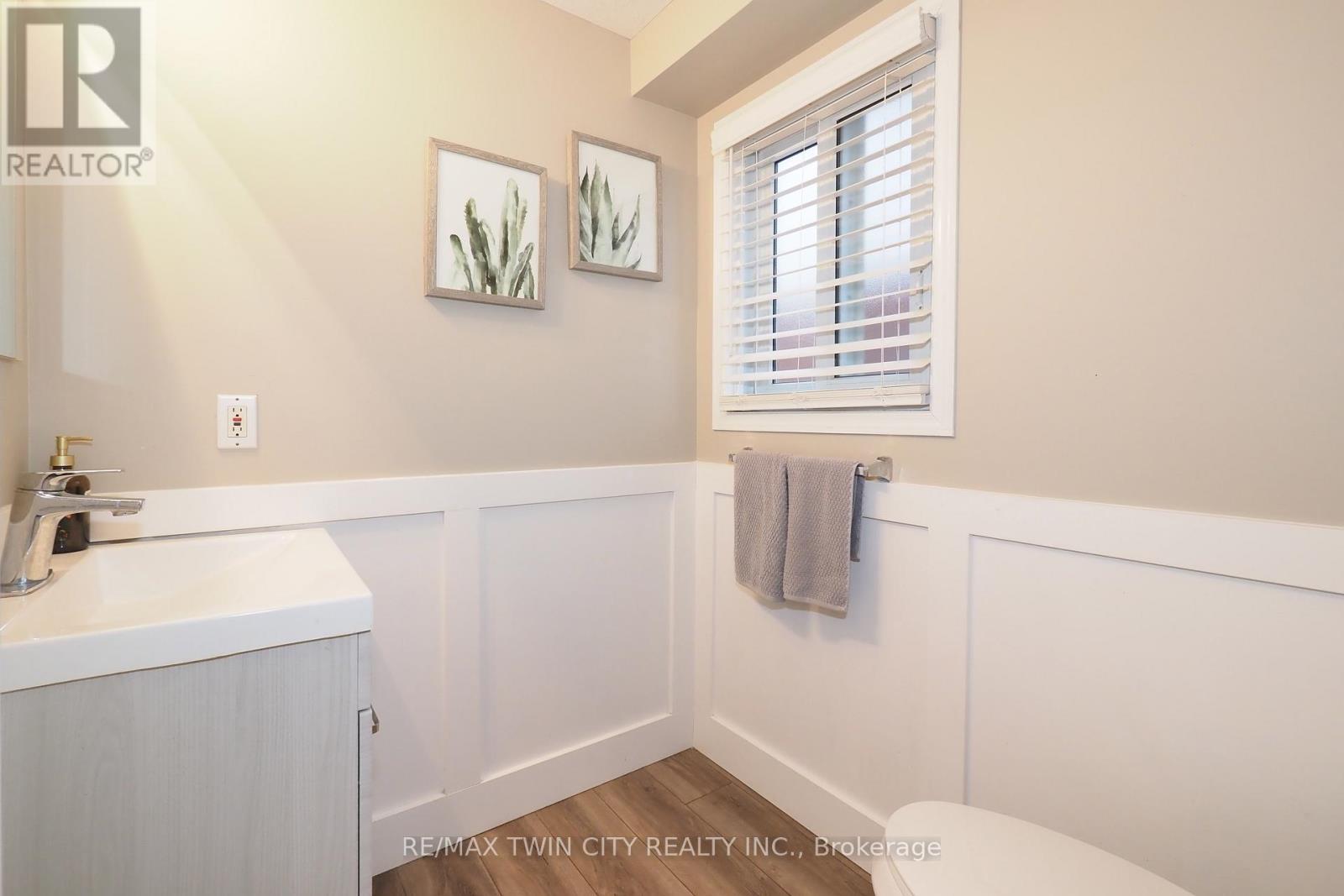 55 Bridlewreath Street, Kitchener, Ontario  N2E 3V5 - Photo 20 - X12880550