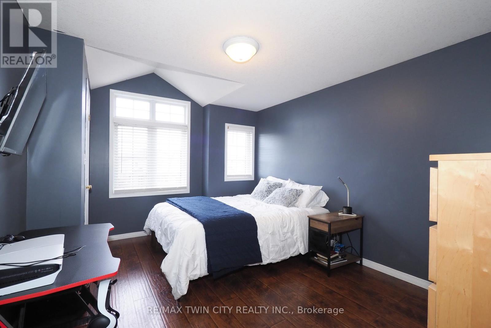 55 Bridlewreath Street, Kitchener, Ontario  N2E 3V5 - Photo 27 - X12880550