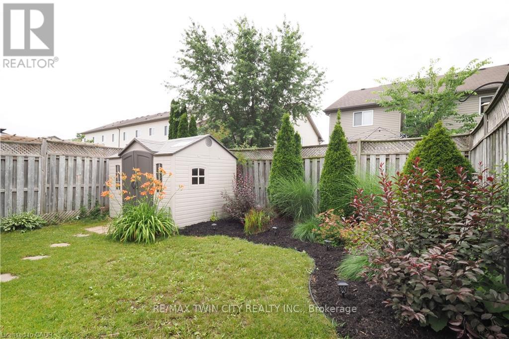 55 Bridlewreath Street, Kitchener, Ontario  N2E 3V5 - Photo 49 - X12880550