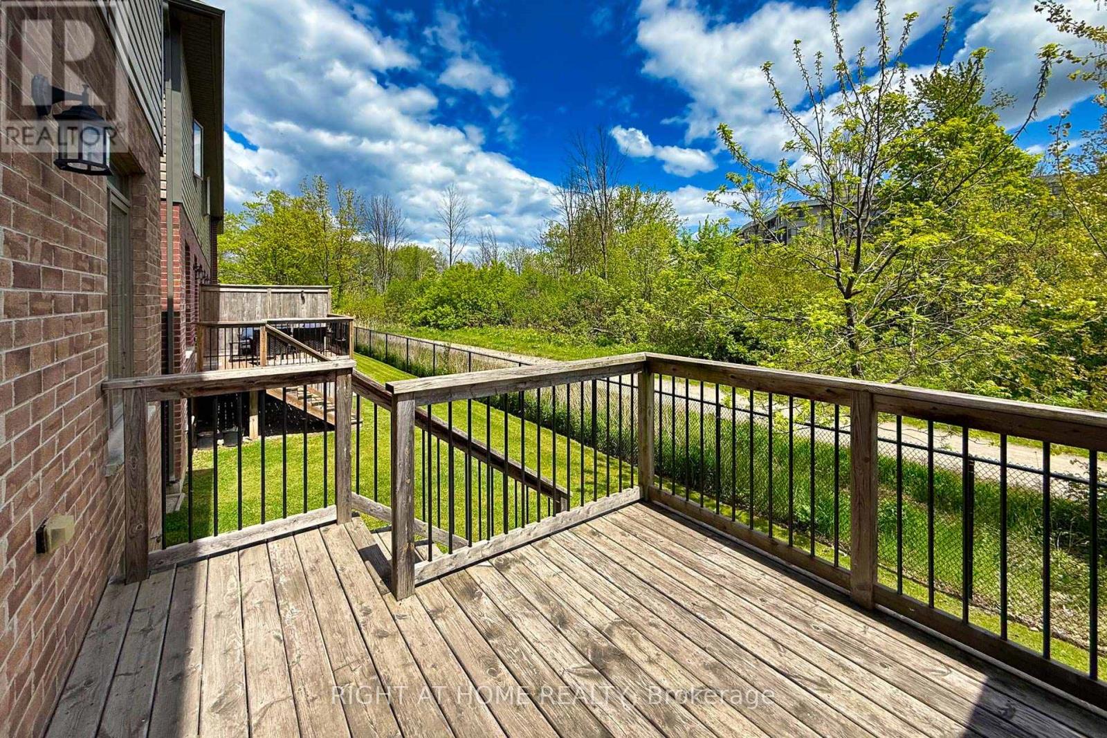 71 Southshore Crescent, Hamilton, Ontario  L8E 0J3 - Photo 40 - X12880636