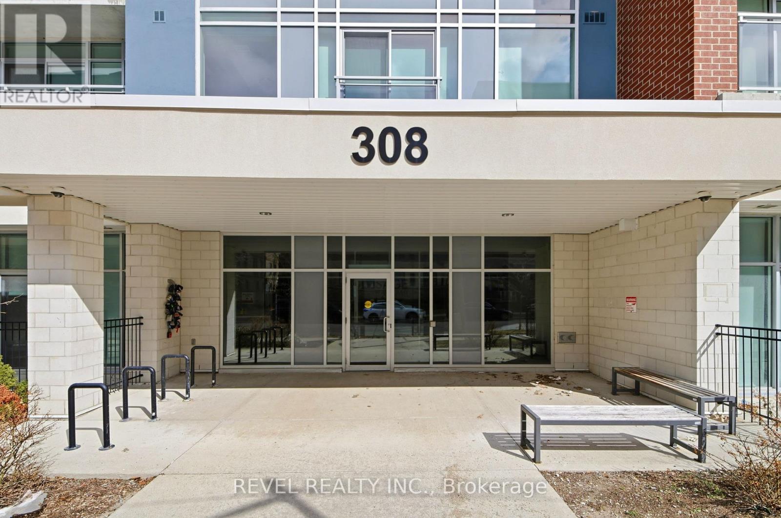 426 - 308 Lester Street, Waterloo, Ontario  N2L 0H9 - Photo 2 - X12880660