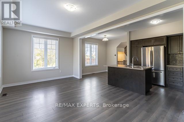 36 Pelican Lane, Hamilton, Ontario  L8K 0A4 - Photo 10 - X12880670