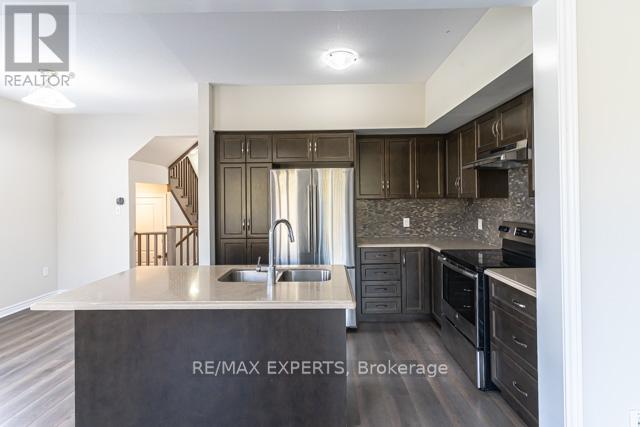 36 Pelican Lane, Hamilton, Ontario  L8K 0A4 - Photo 13 - X12880670