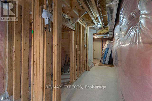 36 Pelican Lane, Hamilton, Ontario  L8K 0A4 - Photo 15 - X12880670