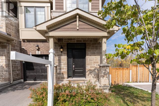 36 Pelican Lane, Hamilton, Ontario  L8K 0A4 - Photo 3 - X12880670