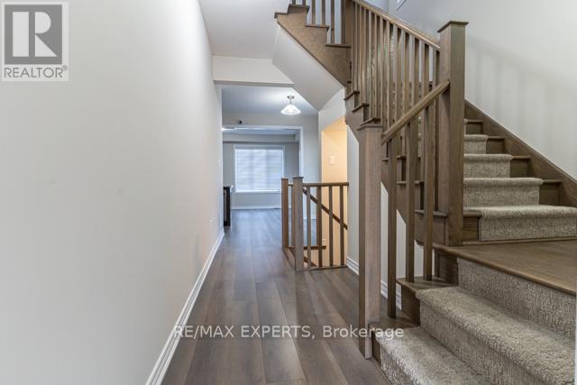 36 Pelican Lane, Hamilton, Ontario  L8K 0A4 - Photo 7 - X12880670