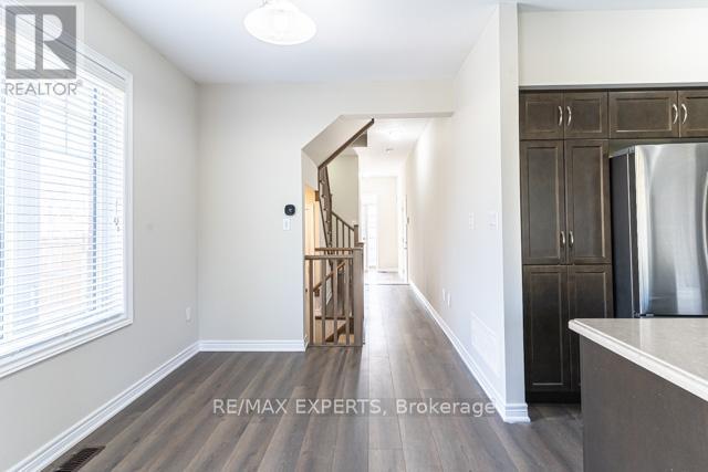 36 Pelican Lane, Hamilton, Ontario  L8K 0A4 - Photo 9 - X12880670